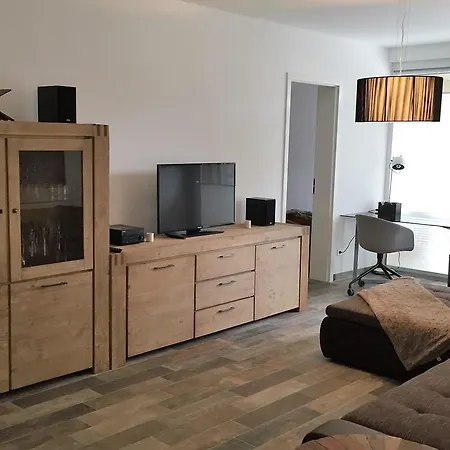 Wohnen-am-fluss Apartment *