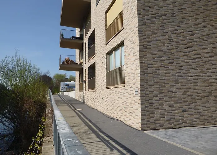 Apartment Wohnen Am Fluß Leipzig